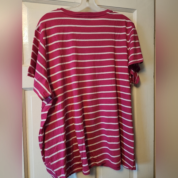 Lord & Taylor t-shirt - Picture 3 of 3